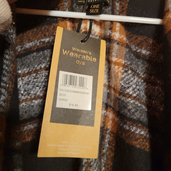 NWT Lincoln Outfitters Clove and Cinnamon plaid Ruana - Picture 8 of 9